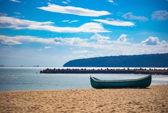 Łódź na plaży