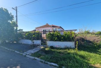 Dom w wsi Winarsko, obwód Burgas — 89 m² z działką 820 m²