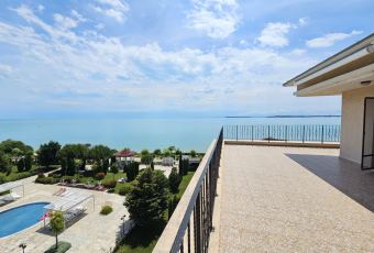 Prestige Fort Beach taras z widokiem na morze