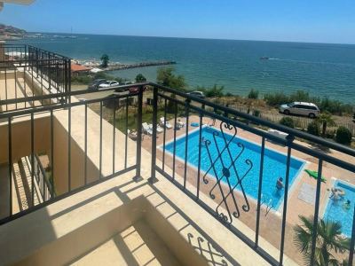 Widok na morze z tarasu w kompleksie Ipanema