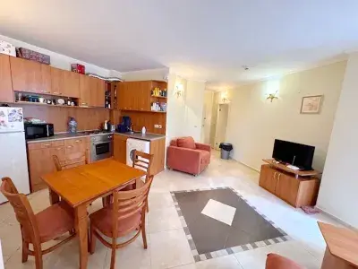 Pokój dzienny z meblami