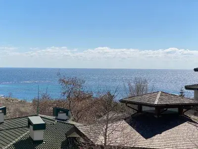widok na morze z tarasu