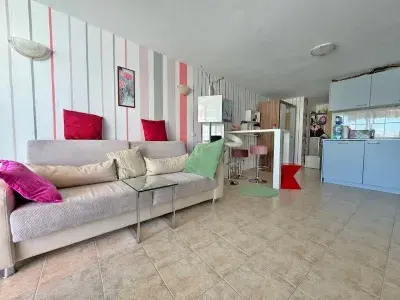 Sofa w pokoju dziennym