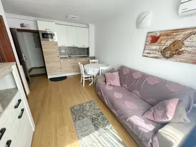 Mieszkanie dwupokojowe w kompleksie Sweet Home 7