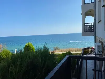 Widok na morze z balkonu / Sun Coast
