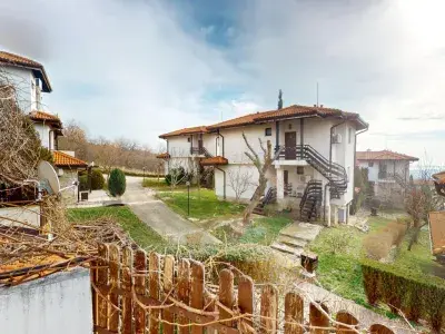 Taras
