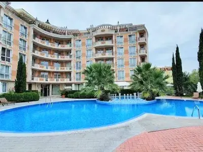 Kompleks basenu i elewacji Afrodyta Palace
