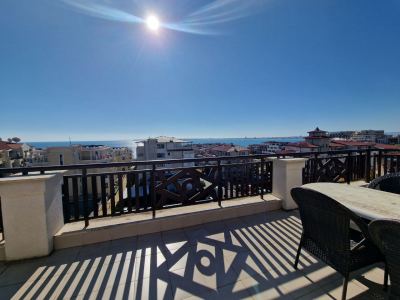 Royal Palm | Dwupokojowe mieszkanie z panoramicznym widokiem na morze