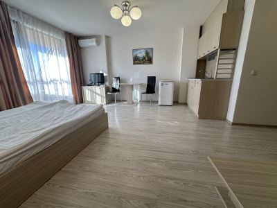 Tarsis | Duże studio z wydzielonymi strefami 