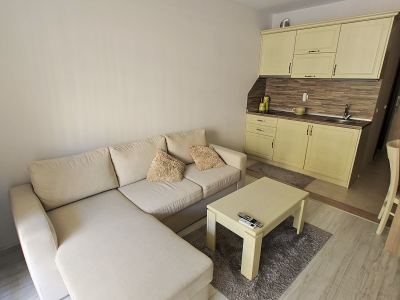 U-dacha | Kawalerka w prestiżowym kompleksie z własnym ogródkiem