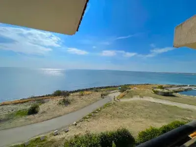 Widok na morze z balkonu