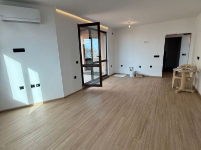 Salon, kuchnia 