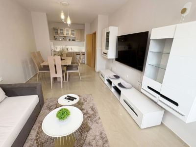 Sun Flower | Przestronny dwupokojowy apartament nad morzem w Słonecznym Brzegu, Bułgaria