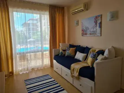Aqua Dreams | Studio nad morzem — kompaktowy apartament w Świętym Własie z potencjałem wzrostu