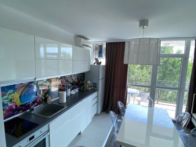 Kale Summer Life | Przestronne dwupokojowe mieszkanie nad morzem — nowoczesny apartament w Słonecznym Brzegu
