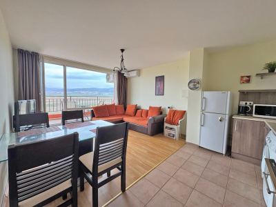 Holiday Fort Club | Apartament dwupokojowy nad morzem w Słonecznym Brzegu
