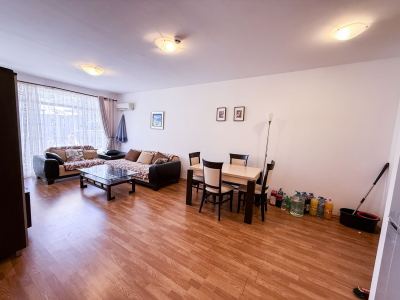 Salon, kuchnia 