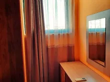 меблированная спальня