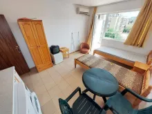 Salon trzypokojowego mieszkania w kompleksie Luna