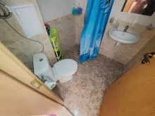 Łazienka z toaletą