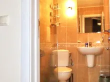 Łazienka z toaletą