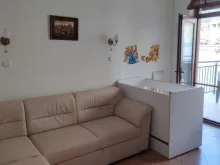 Pokój dzienny z sofą