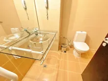 Łazienka z toaletą