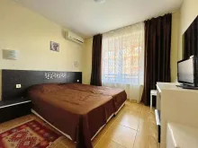 Sypialnia z łóżkiem