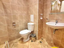 O łazienka z paletą