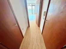 Przedpokój z szafą