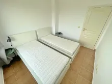2 sypialnia z łóżkiem
