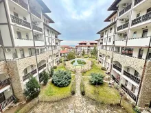 Widok na basen i morze