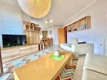 Sofa i telewizor