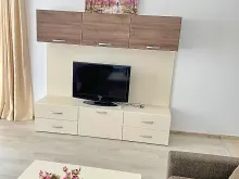 Szafa z telewizorem