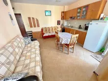 Sofa w pokoju dziennym