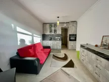 Pokój dzienny z sofą