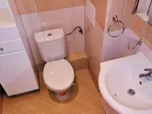 Łazienka z toaletą