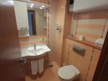 Łazienka z toaleta