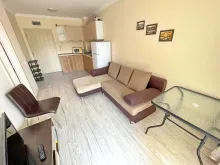 Sofa i stolik