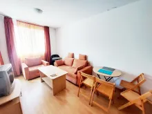 Pokój dzienny z meblami