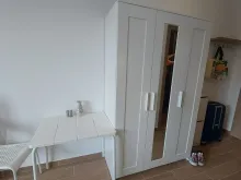 stół, krzesło, szafa