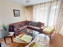 Sofa w pokoju dziennym