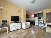 Telewizor i szafa