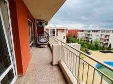 taras, widok na basen