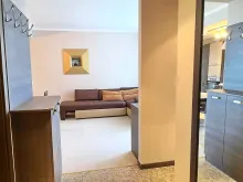szafka na przedpokoju