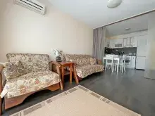 komplet wypoczynkowy,stolik. lampa