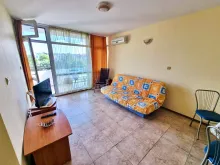 Sofa i telewizor