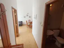szafka na przedpokój z lustrem
