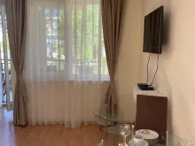 Telewizor i Stolik