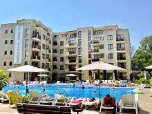 Basen i fasada Sunny Victory